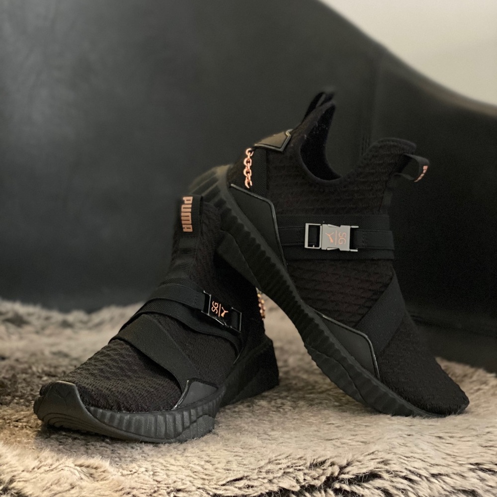 Puma defy mid X Selena Gomez black Roségold US6